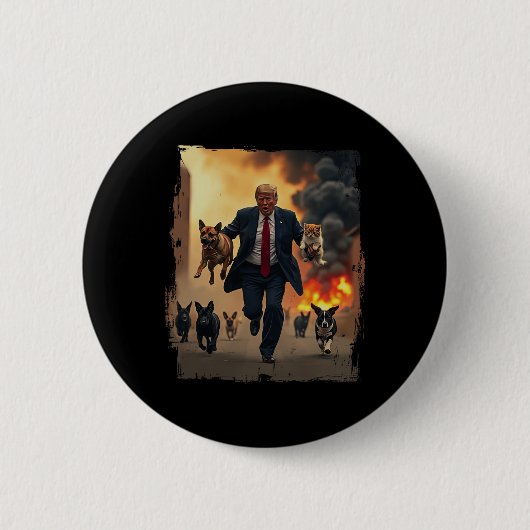 トランプが犬を救う 缶バッジ (正面)