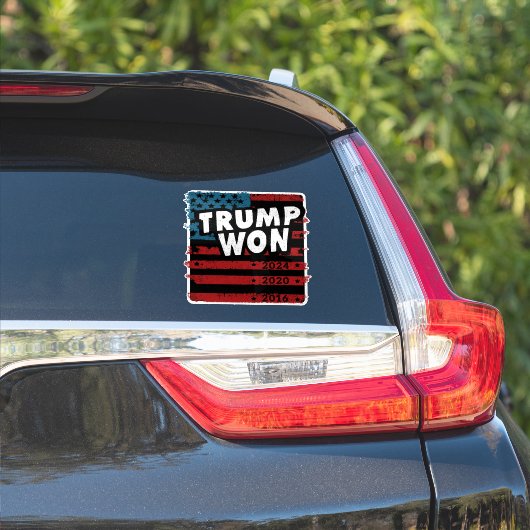 トランプが2024年ウォン シール (車体側面)