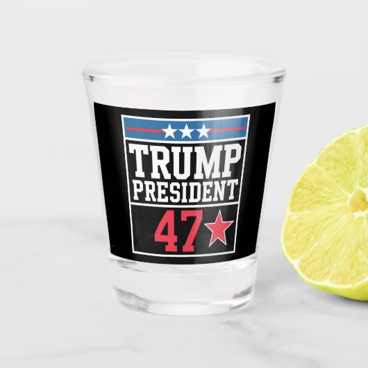 トランプが2024年選挙に勝利 トランプ2024年当選 ショットグラス (正面)