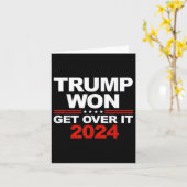 トランプがItを乗り越えて獲得2024 カード (黄色い花)