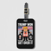トランプがItを乗り越えるMagaが2024年選挙で勝利 ラゲッジタグ (正面縦)