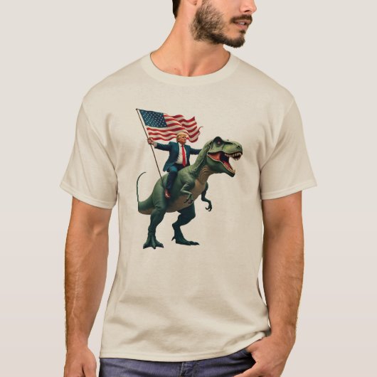 トランプがT-REXに乗ったTシャツ - アメリカを偉大に保て Tシャツ (正面)