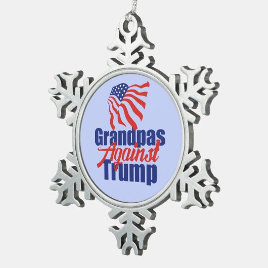 トランプに対するグランパス スノーフレークピューターオーナメント (右)