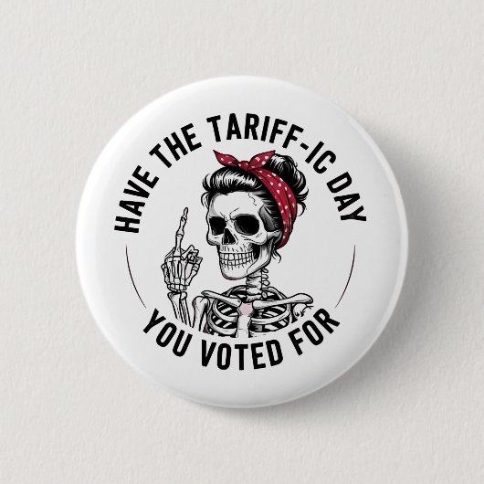 トランプに投票したアンチの日がある 缶バッジ (正面)