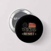 トランプに抵抗 抗議 アメリカ国旗 ディストressed アメリカ国旗 抵抗 缶バッジ (正面&裏面)