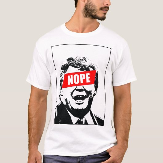 トランプに「Nope」と言う Tシャツ (正面)