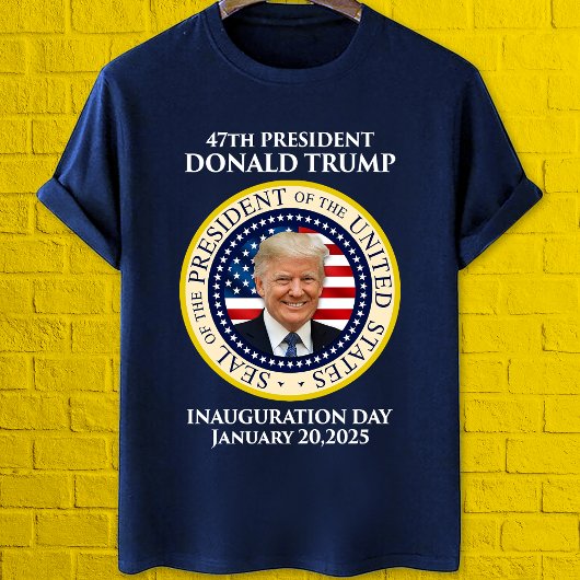 トランプのシール第47代大統領就任日 Tシャツ