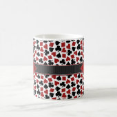 トランプのポーカーのカジノのスーツパターンモノグラム コーヒーマグカップ (中央)