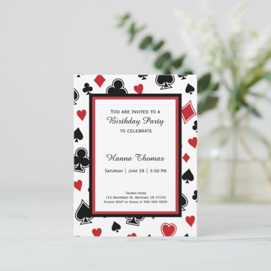 トランプのポーカーカードゲームカジノテーマ誕生日 インビテーションポストカード (スタンド正面)
