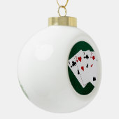 トランプのポーカーハンズ – 種類の4つ – 17と2 セラミックボールオーナメント (左)