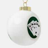 トランプのポーカーハンド – フラッシュ – スペードスーツ セラミックボールオーナメント (左)