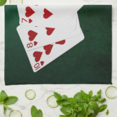 トランプのポーカーハンド – フラッシュ – ハートスーツ キッチンタオル (折り畳み)