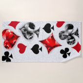 トランプのポーカー選手ギャンブラー遊のカードがラスベガスに似合う ビーチタオル (正面)