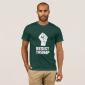 トランプの固い連帯の拳に抵抗する Tシャツ (正面フル)