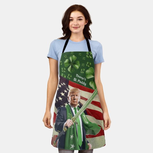 トランプの聖パディ エプロン (着用した状態)