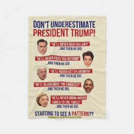 トランプの邪魔をしない フリースブランケット