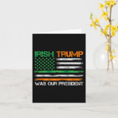 トランプは我々の大統領St patricks day米国国旗だった カード (黄色い花)