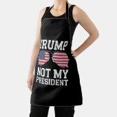 トランプは私の大統領ではない 反トランプ エプロン (インサイチュ)
