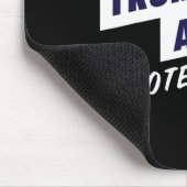 トランプはScabである – Vote Harris 2024 マウスパッド (コーナー)