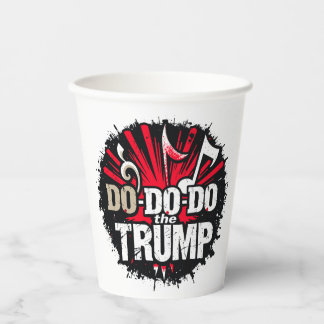 トランプをする 紙コップ