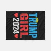 トランプガール2024かわいいトランプフラッグ女性ガールズキッズ フリースブランケット (正面(横))