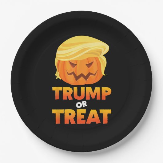 トランプキンまたはトランプキンハロウィーンの衣装を扱う ペーパープレート (正面)
