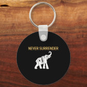 トランプゾウを降伏させる キーホルダー (正面)