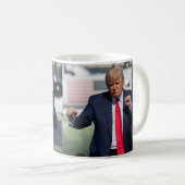 トランプダンおもしろいス コーヒーマグカップ (正面右)