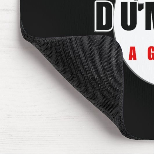 トランプティは素晴らし秋の割れた卵をおもしろい持った マウスパッド (コーナー)