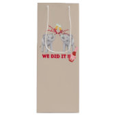 トランプハリスケネディバイデン氏おもしろいかわいい象 ワインギフトバッグ (正面)