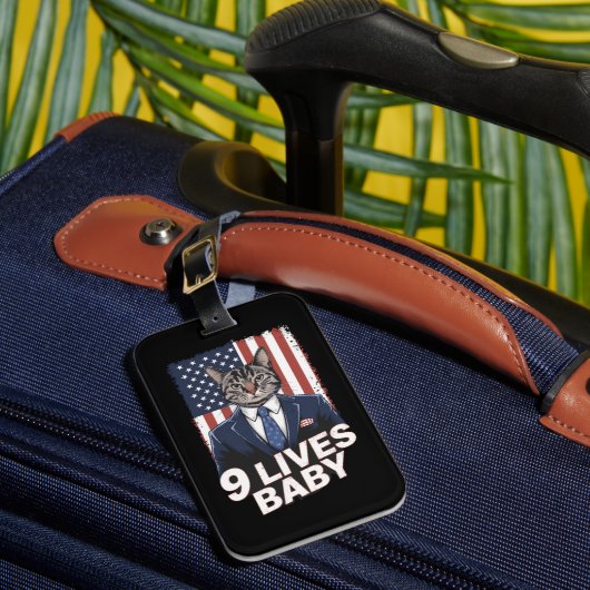 トランプヘアアメリカ国旗9のライブとスイートの猫 ラゲッジタグ (正面インサイチュ1)