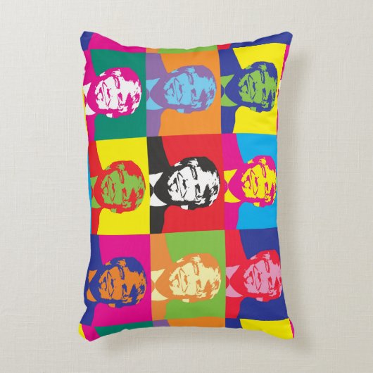 トランプポップ・アートのアートアクセント枕 アクセントクッション (正面(垂直))