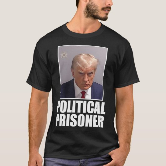 トランプマグショット政治囚のシャツ Tシャツ (正面)