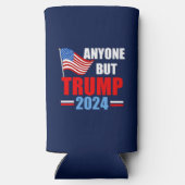 トランプ以外の誰もが2024政治的おもしろい青 スリム缶クーラー (裏面)