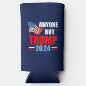 トランプ以外の誰もが2024政治的おもしろい青 スリム缶クーラー (正面)