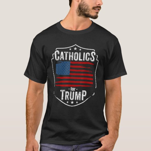 トランプ保守的トランプ伝統的のカトリック Tシャツ (正面)