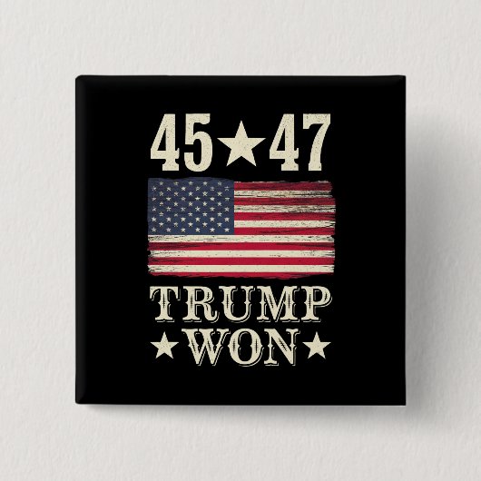 トランプ勝利2024 アメリカ国旗 45代目 47代目大統領 缶バッジ (正面)