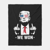 トランプ勝利 47代大統領就任式の日 フリースブランケット (正面)