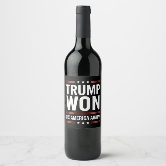 トランプ勝利MAGAトランプウィナー2024アメリカを再び修正 ワインラベル (正面)