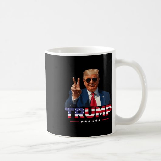 トランプ和平サインハンドアメリカ国旗トランプ2024 コーヒーマグカップ (右)
