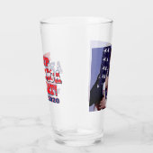 トランプ大統領がアメリカ国旗を掲げる タンブラーグラス (右)