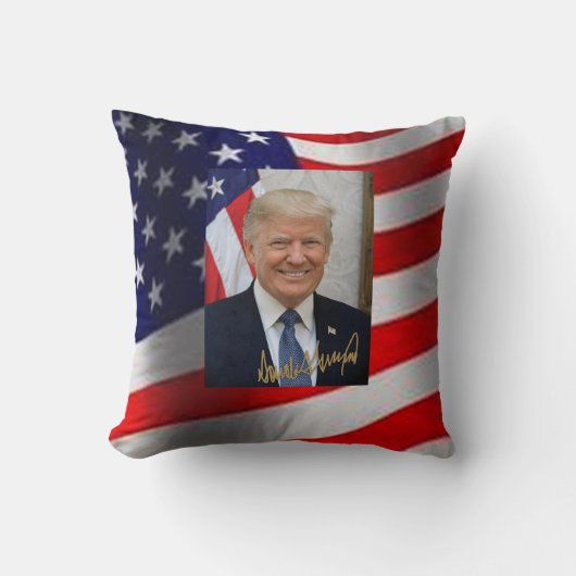 トランプ大統領の署名 クッション (正面)