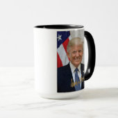 トランプ大統領の署名 マグカップ (正面右)
