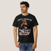 トランプ大統領 共和党 選挙 2026 2027 ギャビン・ニュースーム Tシャツ (正面フル)