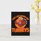 トランプ彼らは食べの七面鳥Make Thanksgiving Gre カード (黄色い花)