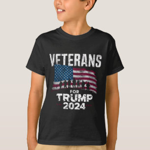 トランプ支持者 2024 アメリカ国旗 退役軍人 お父さん おじいさん Tシャツ