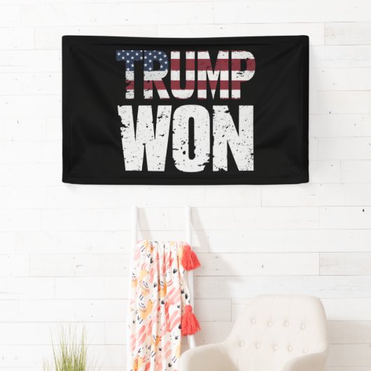 トランプ氏が第47期米国大統領当選2024年 横断幕 (インサイチュ)