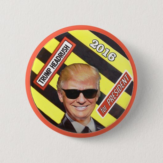 トランプ突進 缶バッジ (正面)