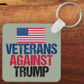 トランプ米州旗に対する退役軍人 キーホルダー (裏面)