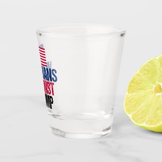 トランプ米州旗に対する退役軍人 ショットグラス (右)